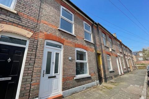 undefined, Tavistock Crescent, Luton, Bedfordshire, LU1 3UP