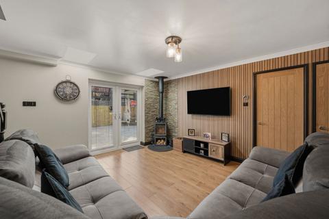 undefined, Chester Close, Pontypool NP4