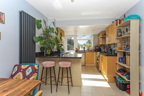 3 bedroom terraced house for sale, St Peters Hill, Tring