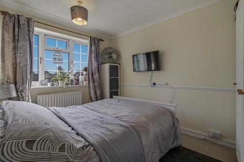 3 bedroom semi-detached house for sale, Tennyson Drive, Malvern, Worcestershire, WR14 2TQ