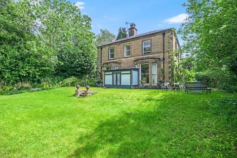 4 bedroom detached house for sale, Carleton Road, Skipton, North Yorkshire, BD23