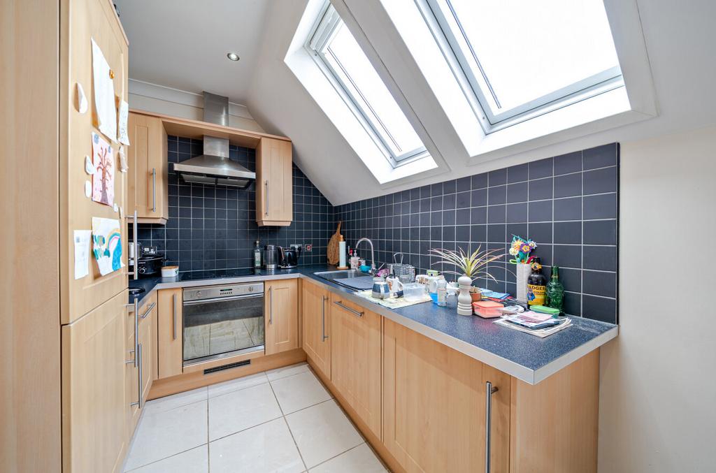 1429944-4-69bbfda...