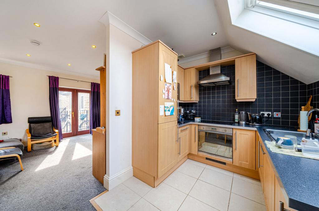 1429944-5-69bbfe1...