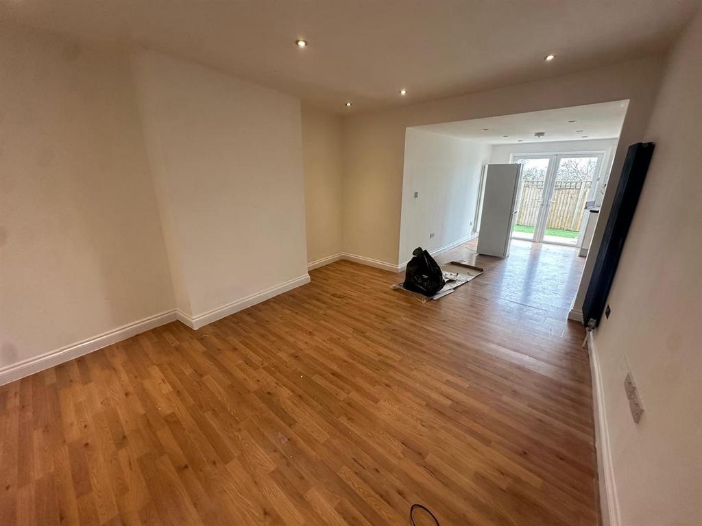 Whats App Image 2026-03-23 at 18.31.44 (2).jpeg