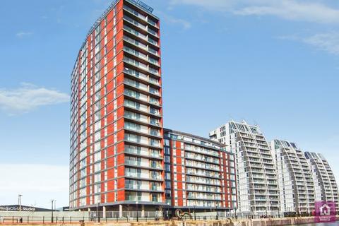 2 bedroom flat for sale, City Loft, 94 The Quays, Salford, Manchester, M50