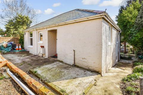 undefined, Park Road, Cowes PO31