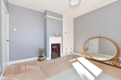undefined, Park Road, Cowes PO31