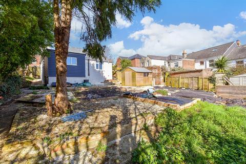 undefined, Park Road, Cowes PO31