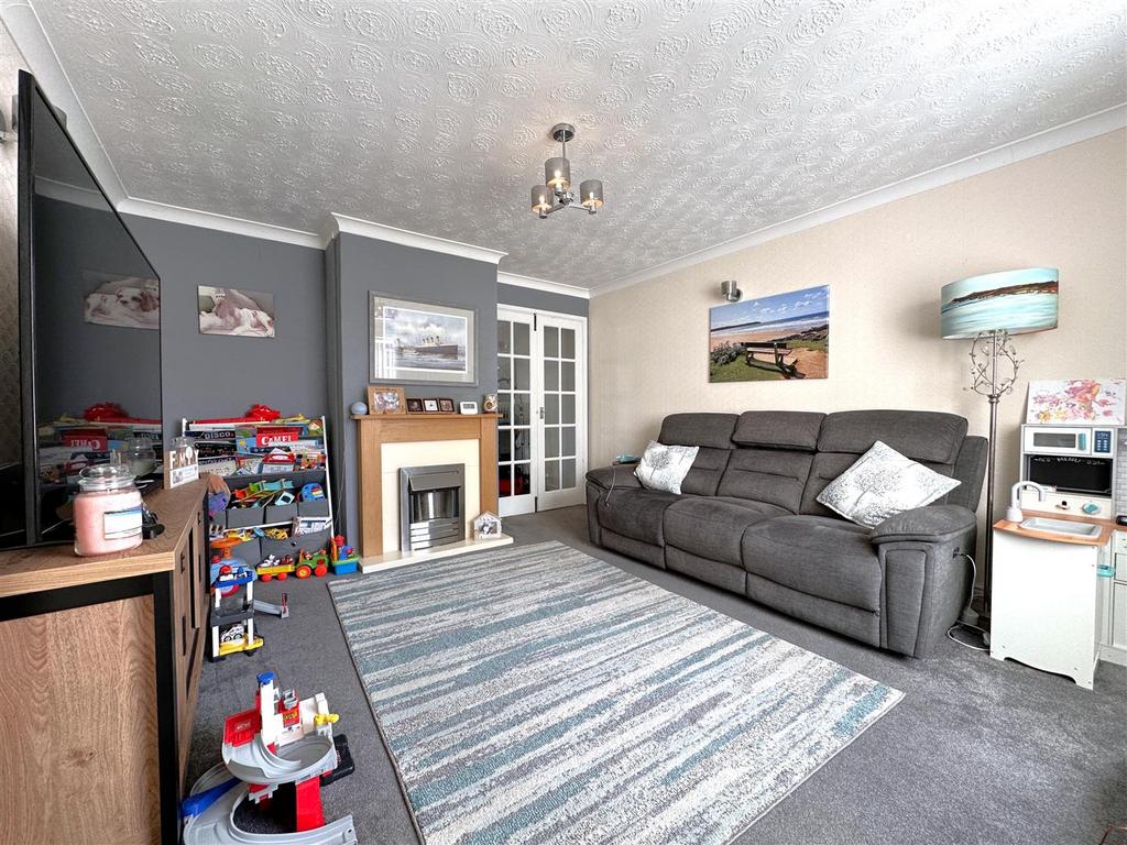 Generous Lounge 603
