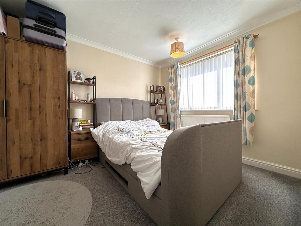 Master Bedroom 796