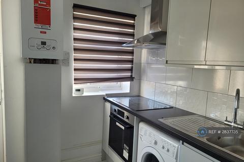 undefined, Larch Road, Dartford, DA1