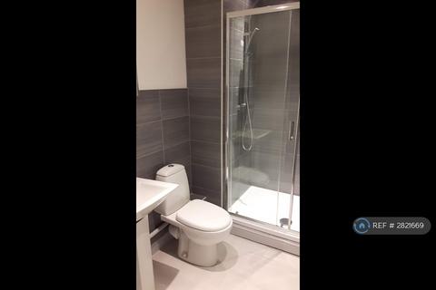 2 bedroom flat to rent, Brownlow Close, Barnet, EN4