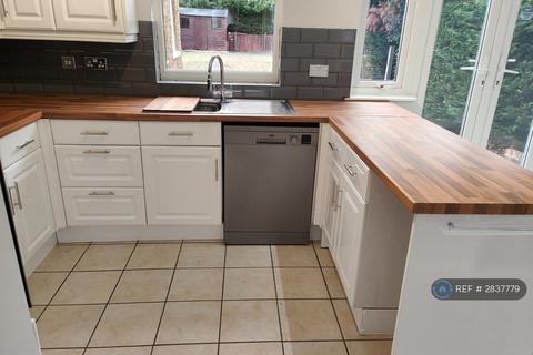 undefined, Wilson Ave, Rochester, ME1