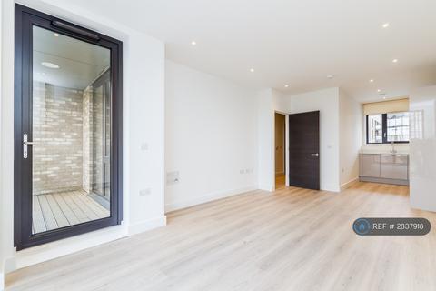 1 bedroom flat to rent, Tide Waiters House, London, E14