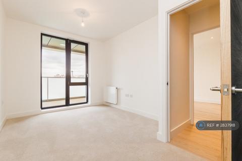 1 bedroom flat to rent, Tide Waiters House, London, E14