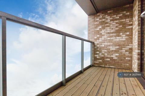 1 bedroom flat to rent, Tide Waiters House, London, E14