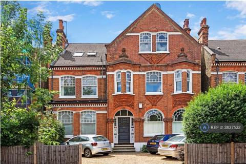 2 bedroom flat to rent, Bedford Hill, London, SW12