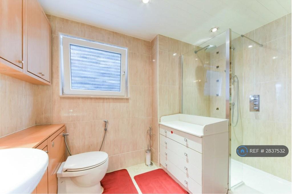 Barthroom 1