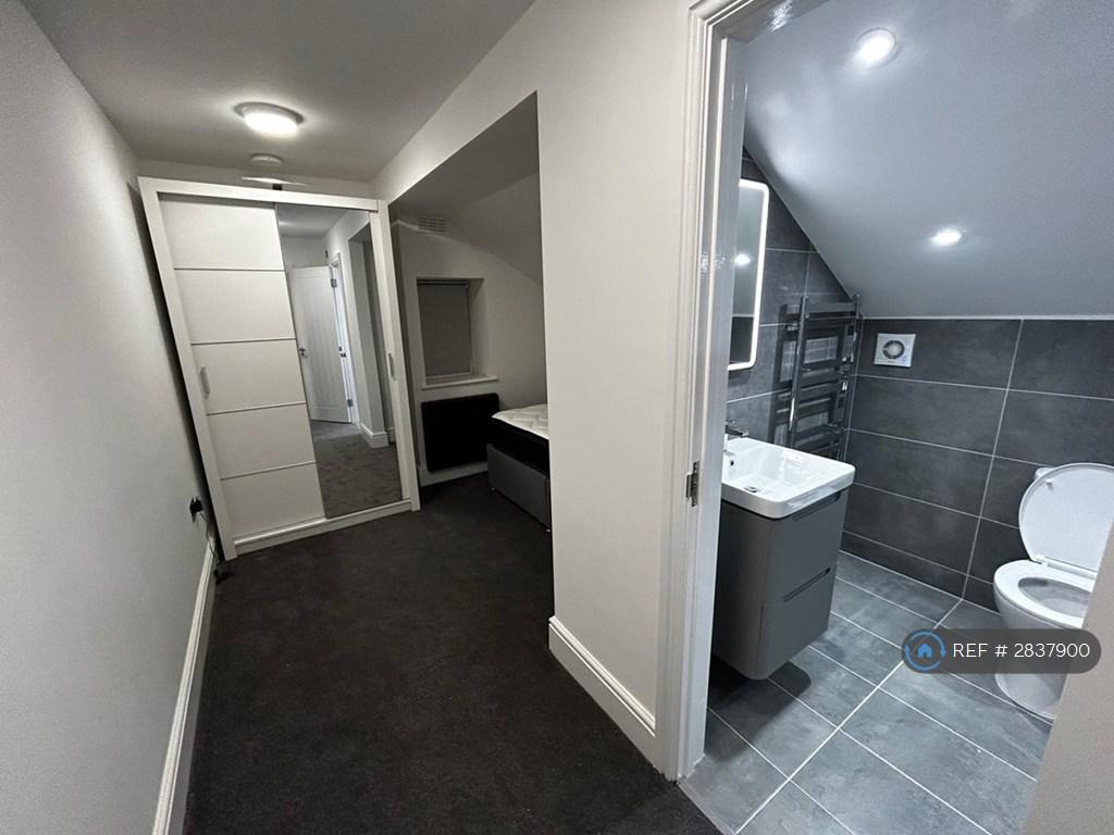 Luxury En-Suite Bedroom