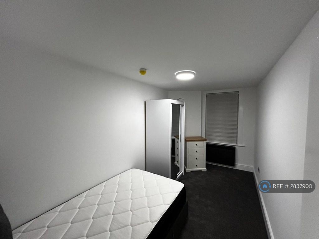 Luxury Second Bedroom