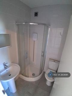 Studio to rent, Wavertree Road, London, SW2