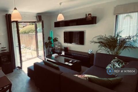 undefined, Windrush Drive, High Wycombe, HP13