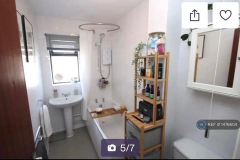 undefined, Windrush Drive, High Wycombe, HP13