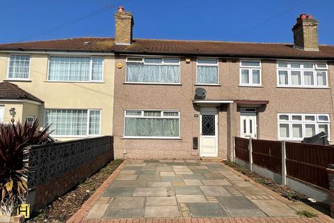 3 bedroom terraced house for sale, Elm Park, Hornchurch RM12