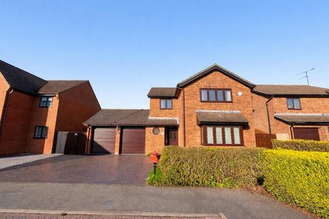 undefined, Statham Close, Barton Hills, Luton, Bedfordshire, LU3 4EJ