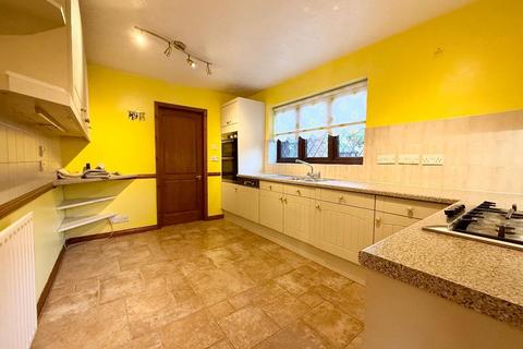 undefined, Statham Close, Barton Hills, Luton, Bedfordshire, LU3 4EJ