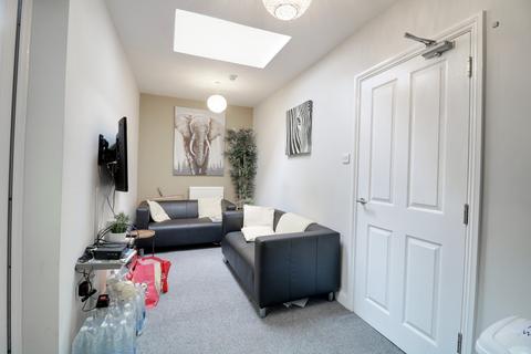 undefined, Cardigan Street, Luton, LU1