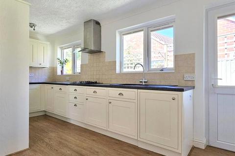 3 bedroom bungalow for sale, Manor Orchard, Taunton, TA1