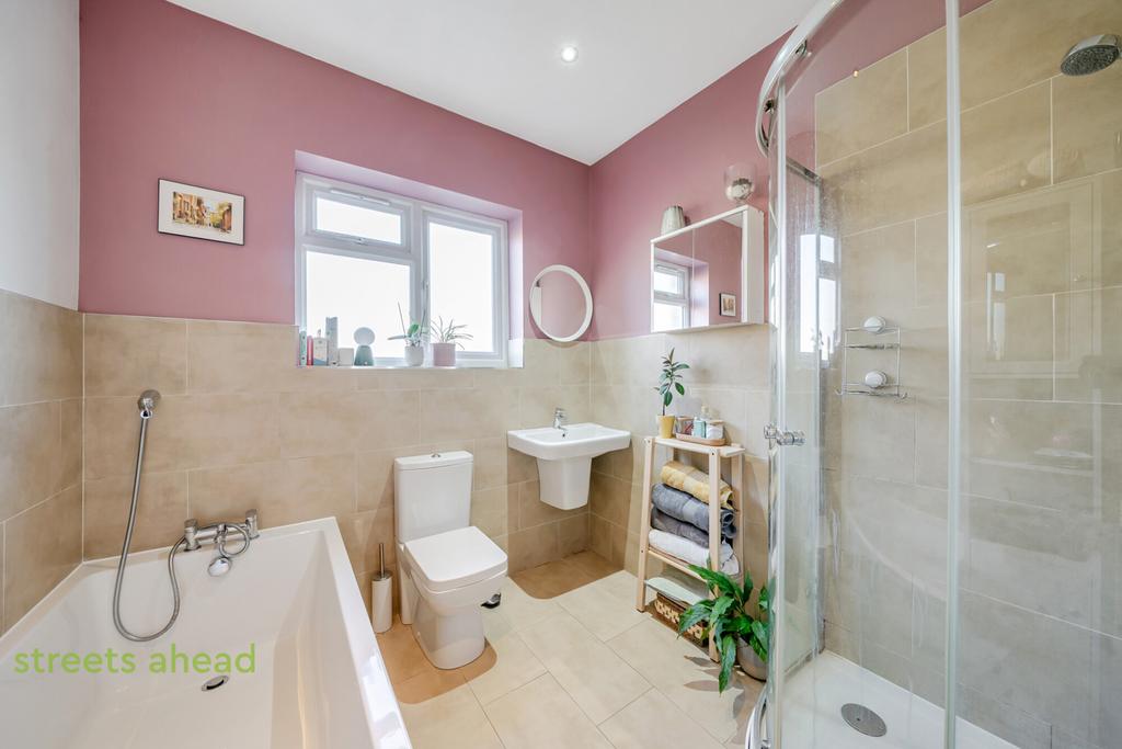 2368e971-7cc0-403...