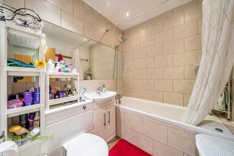 1 bedroom apartment for sale, Brighton Road, South Croydon, CR2