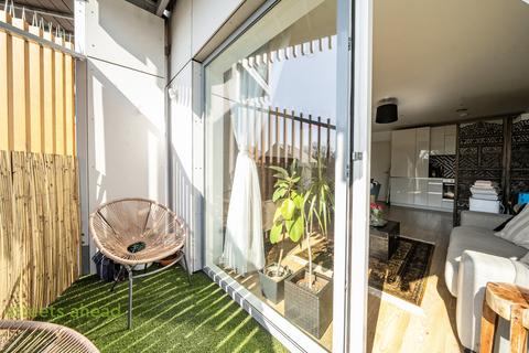 1 bedroom apartment for sale, Cargreen Road, London, SE25
