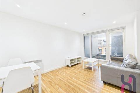2 bedroom flat for sale, The Exchange, 8 Elmira Way, Salford, Manchester, M5