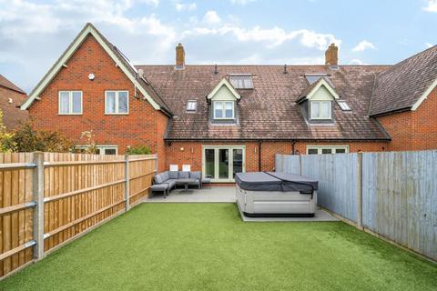 3 bedroom terraced house for sale, The Green, Bromham, Bedford