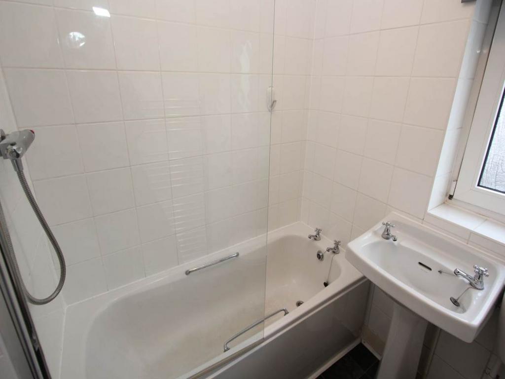 Bathroom WC ii
