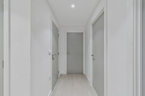 2 bedroom apartment for sale, Brixton Hill, London