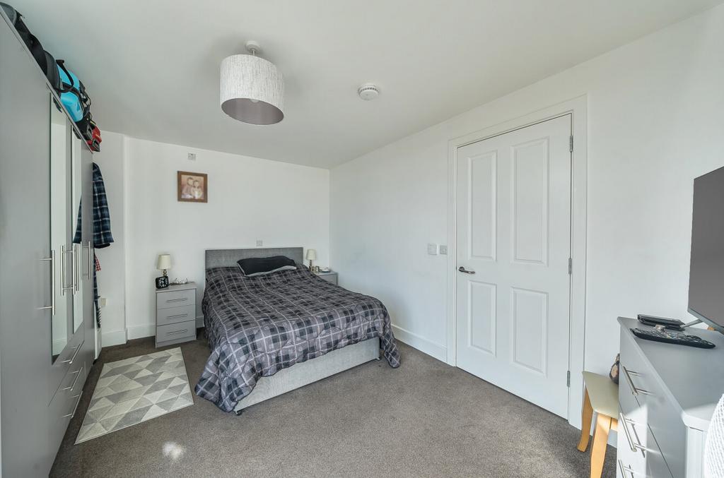 1424863-3-69b14ce...