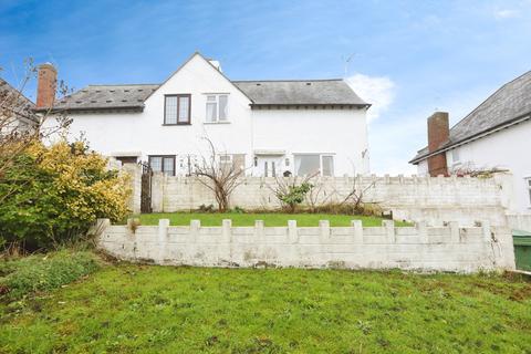 undefined, Ffordd Estyn, Wrexham, LL11