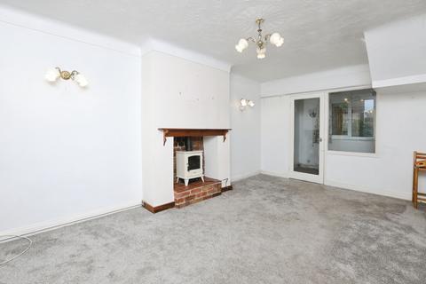 undefined, Ffordd Estyn, Wrexham, LL11