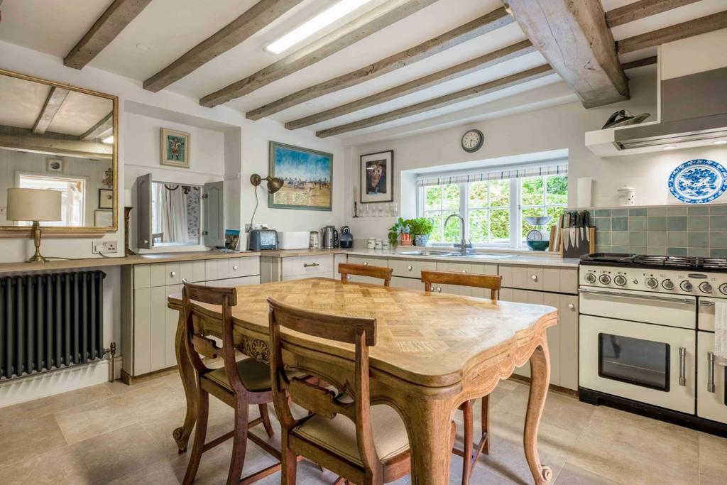 Kitchen/Breakfast Rm