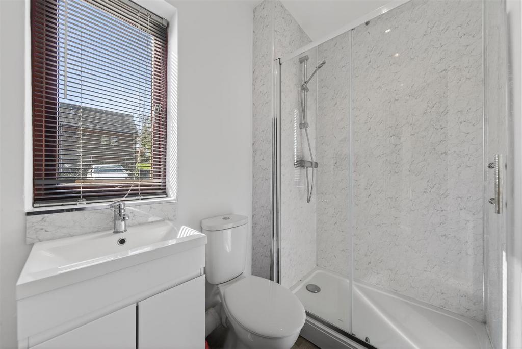 97 Sharpenhoe Rd Web29.jpg