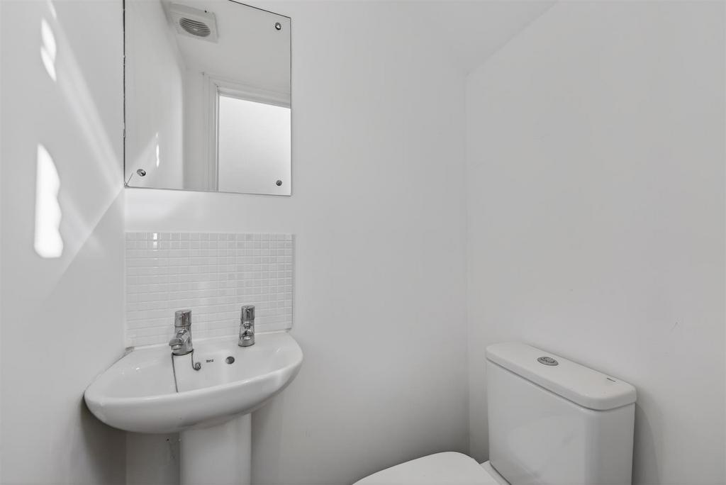 97 Sharpenhoe Rd Web36.jpg