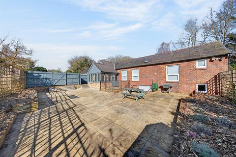 undefined, Sharpenhoe Road, Luton LU3