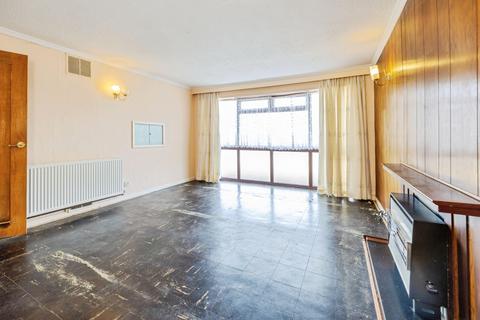 undefined, Rivehall Avenue, Welton, Lincoln, LN2