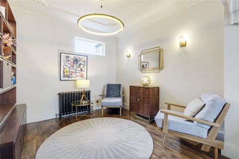5 bedroom terraced house for sale, Harbut Road, SW11