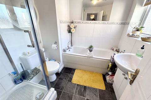 undefined, Medina View, East Cowes