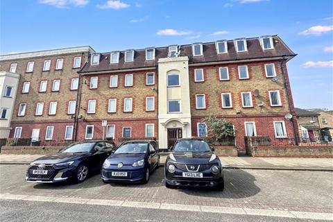 2 bedroom flat to rent, Valerian Way, West Ham